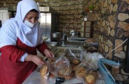 اشتغال زایی نانوایی «وفا» در بانه برای ۵ زن خانه دار+ تصاویر